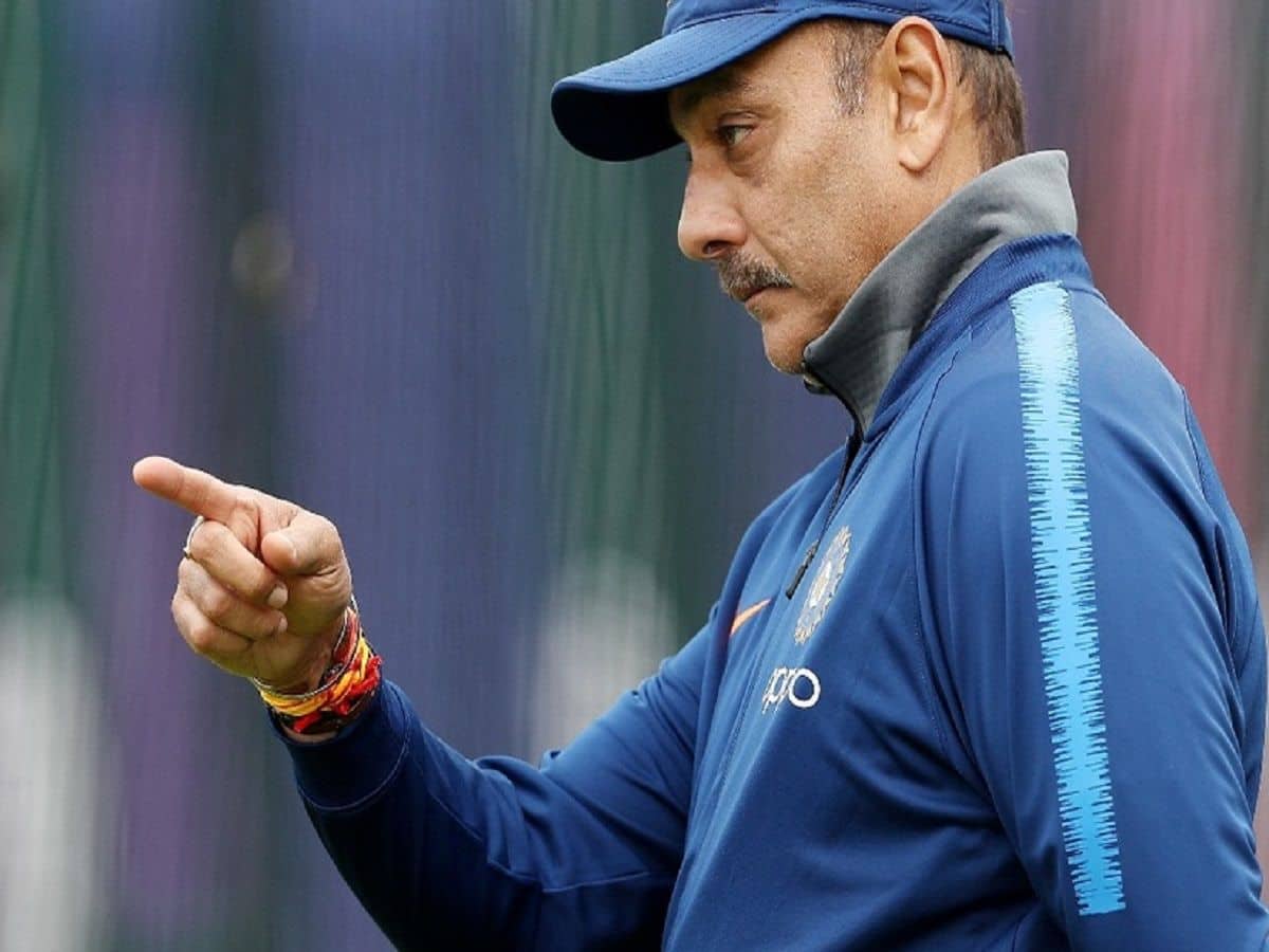 IND vs AUS: शास्त्री ने बताई पहले टेस्ट के लिए भारत की Playing XI, इस गेंदबाज को किया बाहर